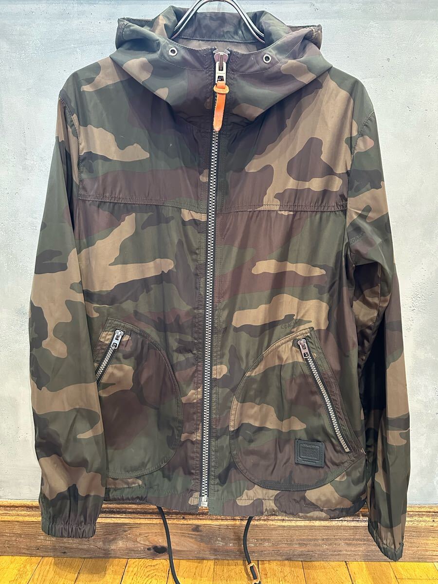 COACH マウンテンパーカー Sサイズ拍卖
