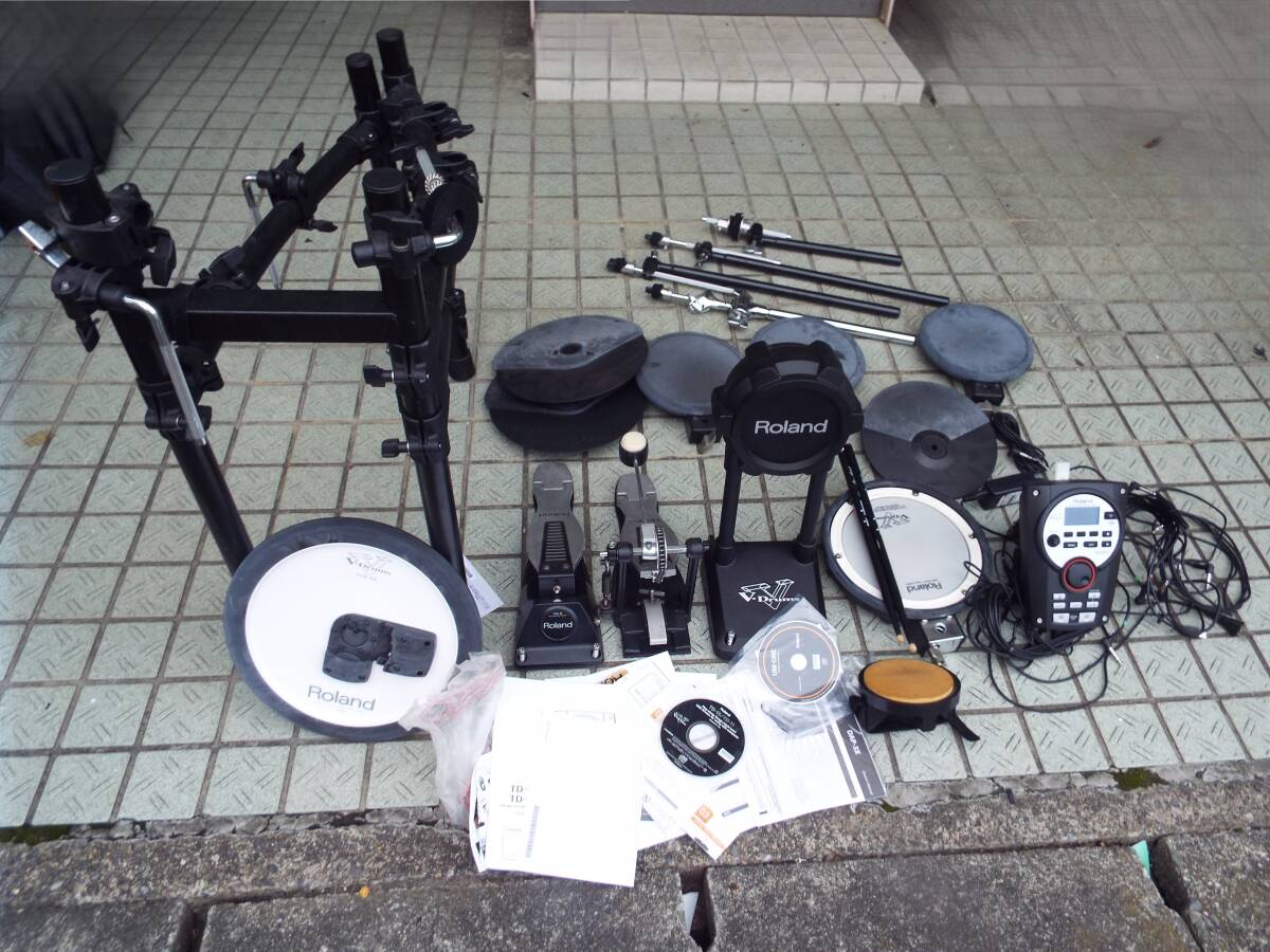 中古 ★ Roland  電子ドラム  V-Drums  TD-11 セットで (ジャンク扱い)拍卖