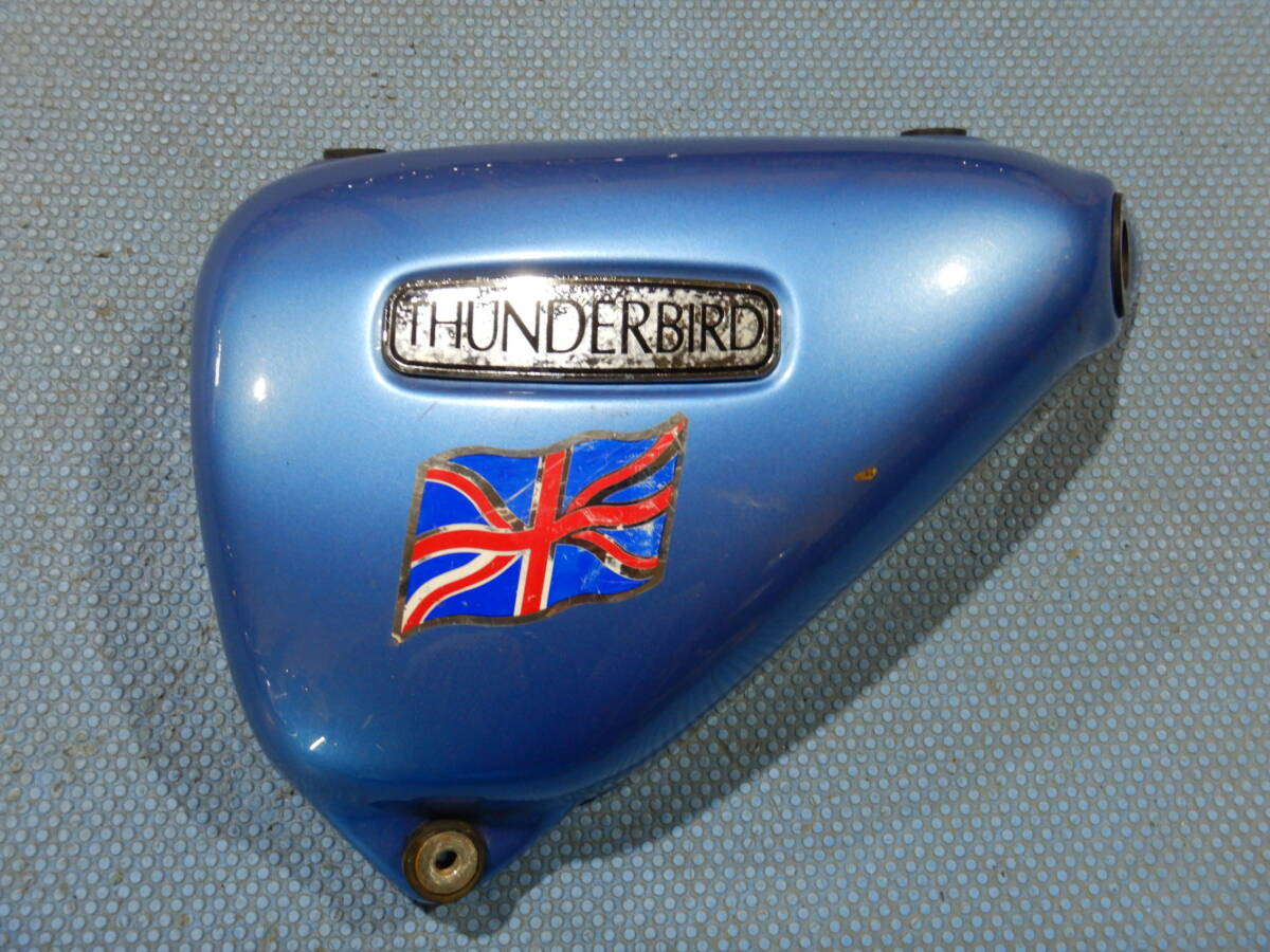 トライアンフ サンダーバード900 左サイドカバー拍卖