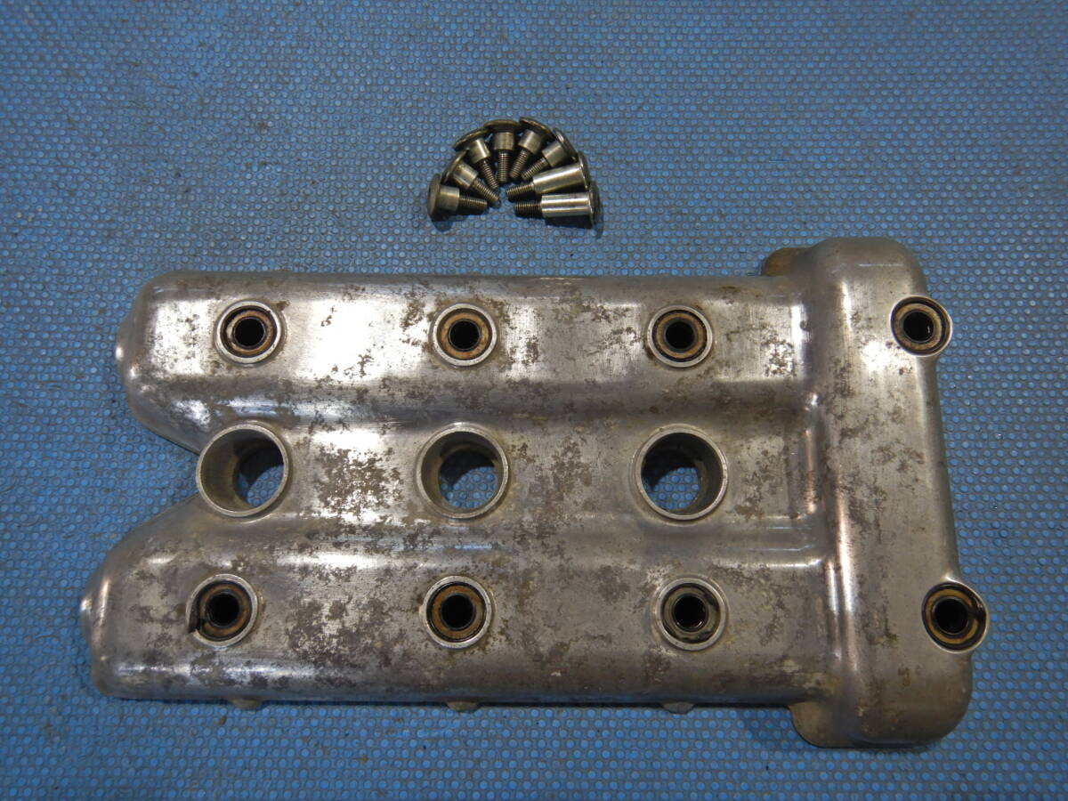 トライアンフ サンダーバード900 シリンダーヘッドカバー拍卖