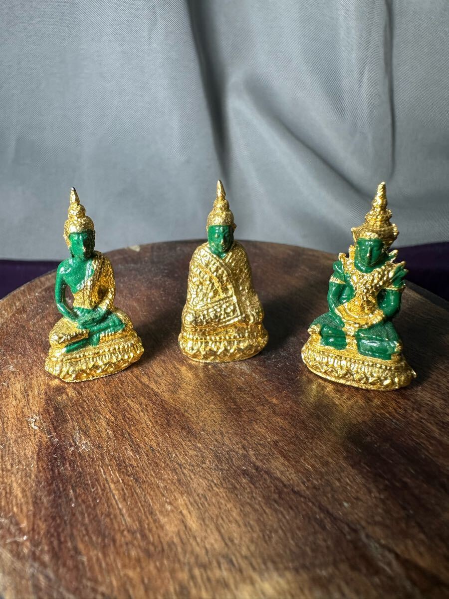 置物 アジアン アンティーク ミニチュア 仏像三尊 座像 高さ約3cm拍卖