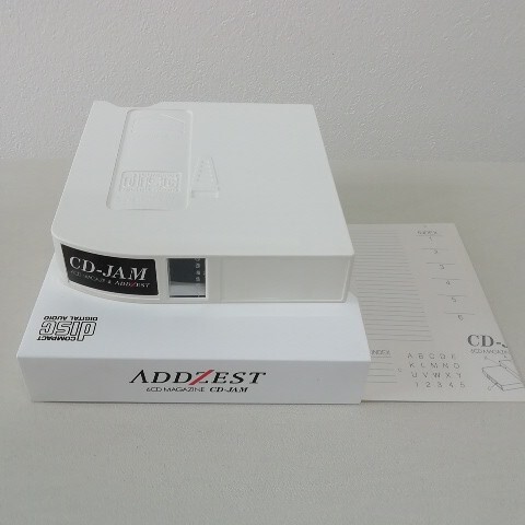 アゼスト ADDZEST 6DISC CDチェンジャー 白マガジン CAA-122 ケース、シール付き拍卖
