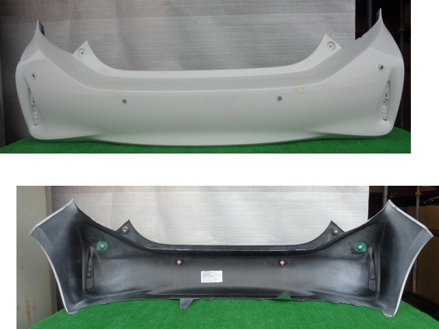 トヨタ/アクア NHP10 後期・ノーマル用 リアバンパー センサー穴4ヶ有 040 No.914987【品番 52159-52989-A2】拍卖