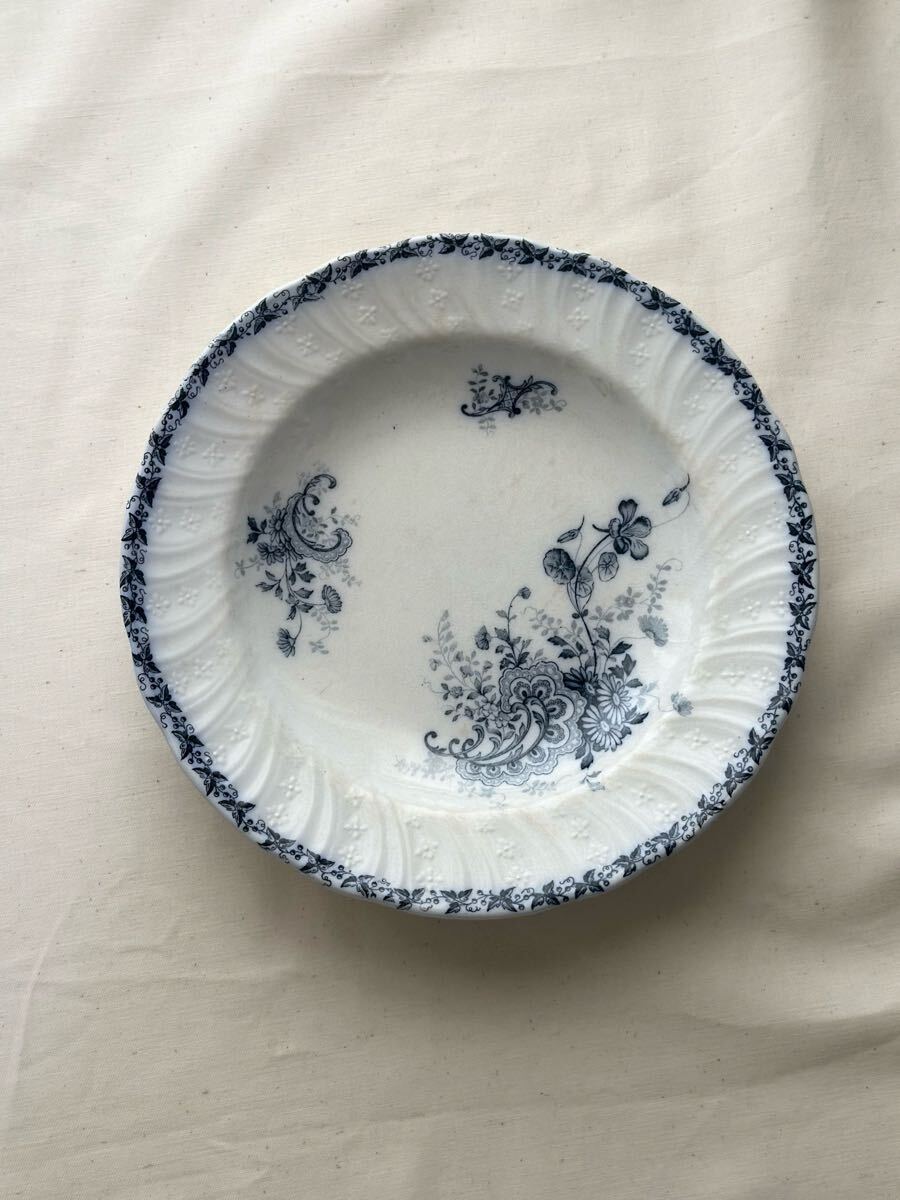 【★秋の均一セール】良品 フランス アンティーク 皿 Badonviller バドンヴィレー / “TRIANON” レリーフボタニカルプレート 深皿拍卖