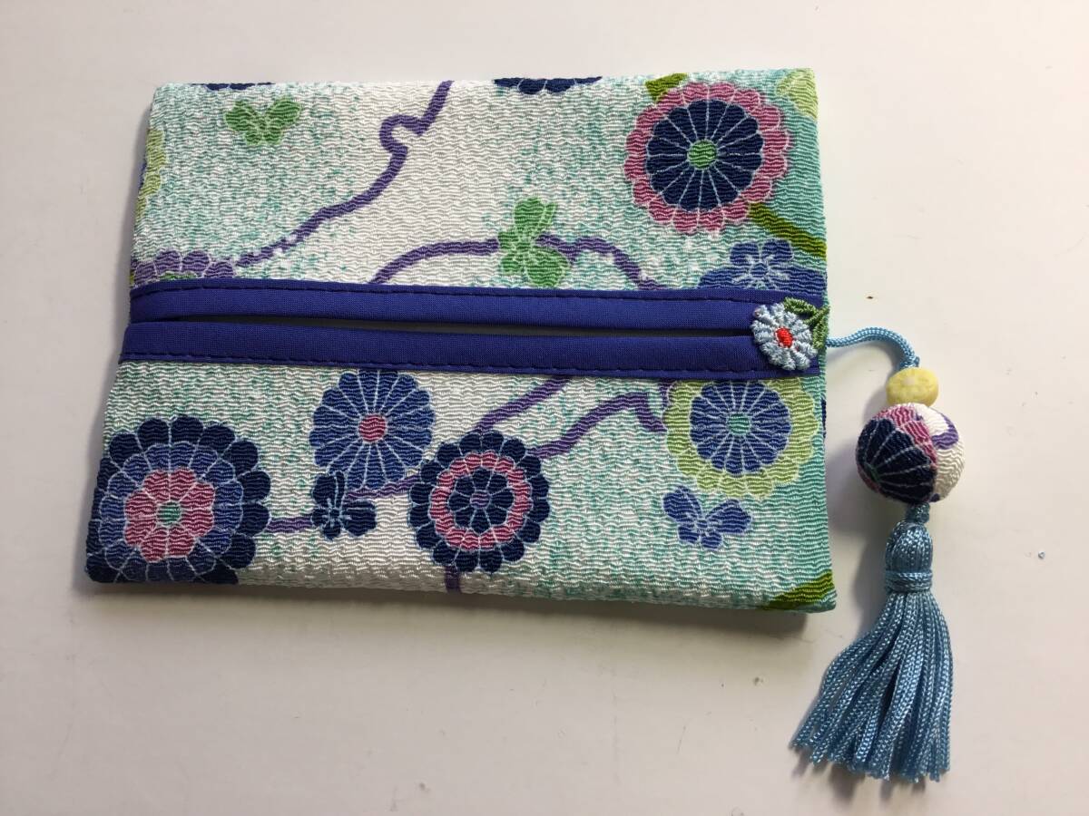 テッシュカバー拍卖