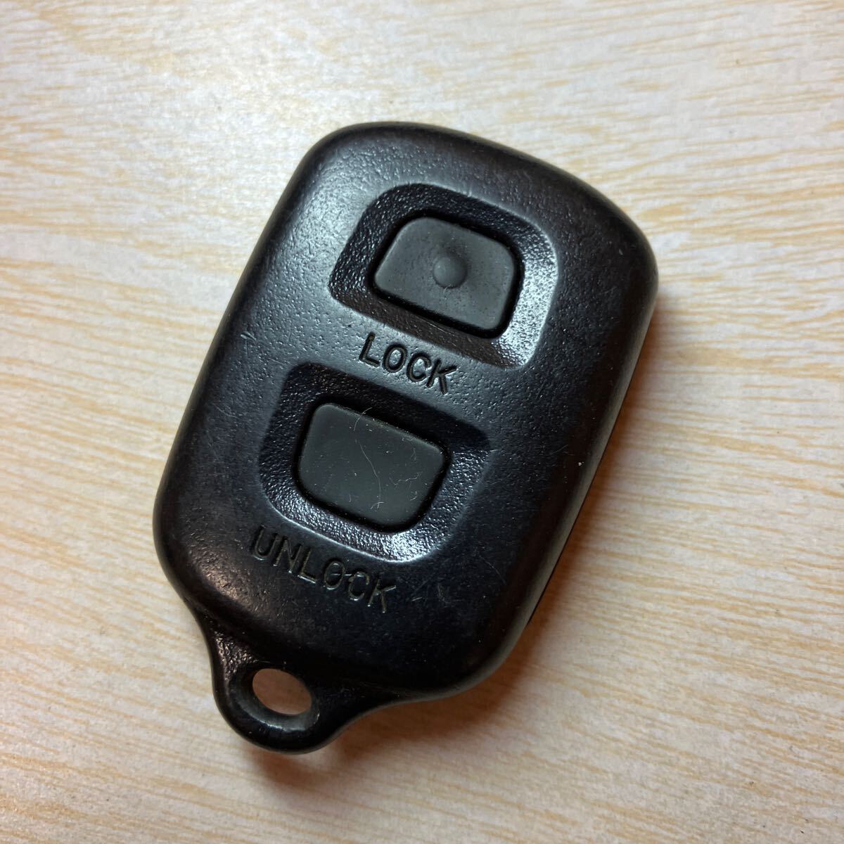@TA10261 割れトヨタ 純正 キーレス 2ボタン カルディナ ガイア カローラ トレノ カリーナ ナディア タウンエース ライトエース 等リモコン拍卖