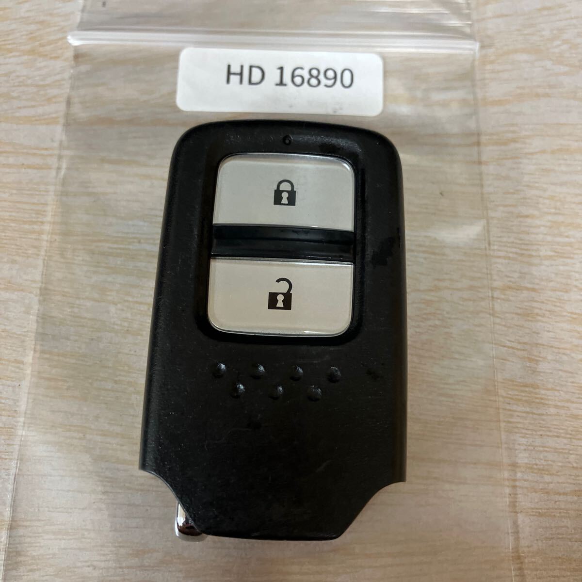 HD16890 点灯 72147-T5A-J01 ホンダ 純正 ヴェゼル フィット シャトル等 2ボタン スマートキー キーレス リモコン拍卖