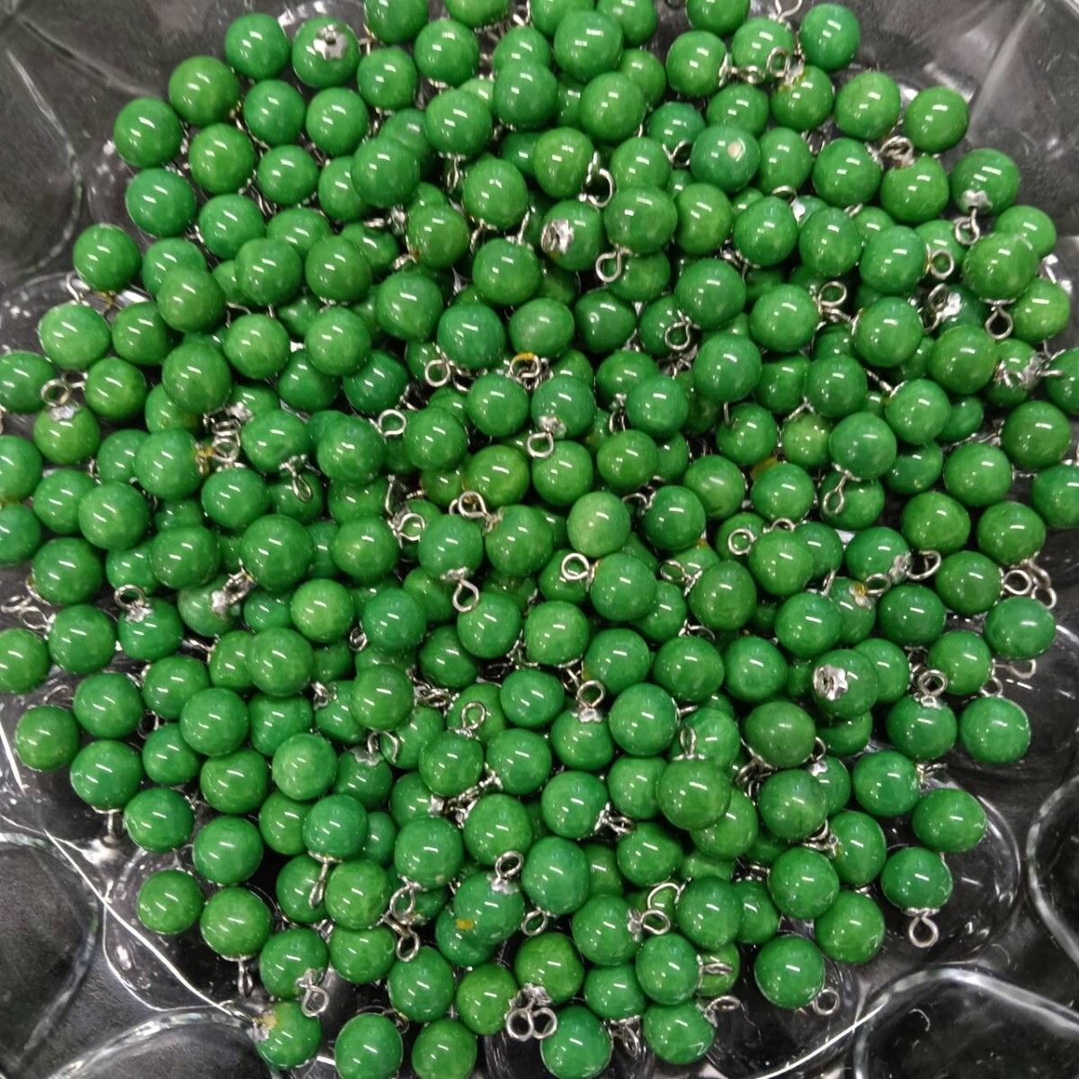 ☆未使用 片穴 大量 チェコ ガラスビーズ 154g 7mm グリーン 大粒 ヴィンテージ ハンドメイド 手芸 パーツ アクセサリー ネックレス B-47拍卖