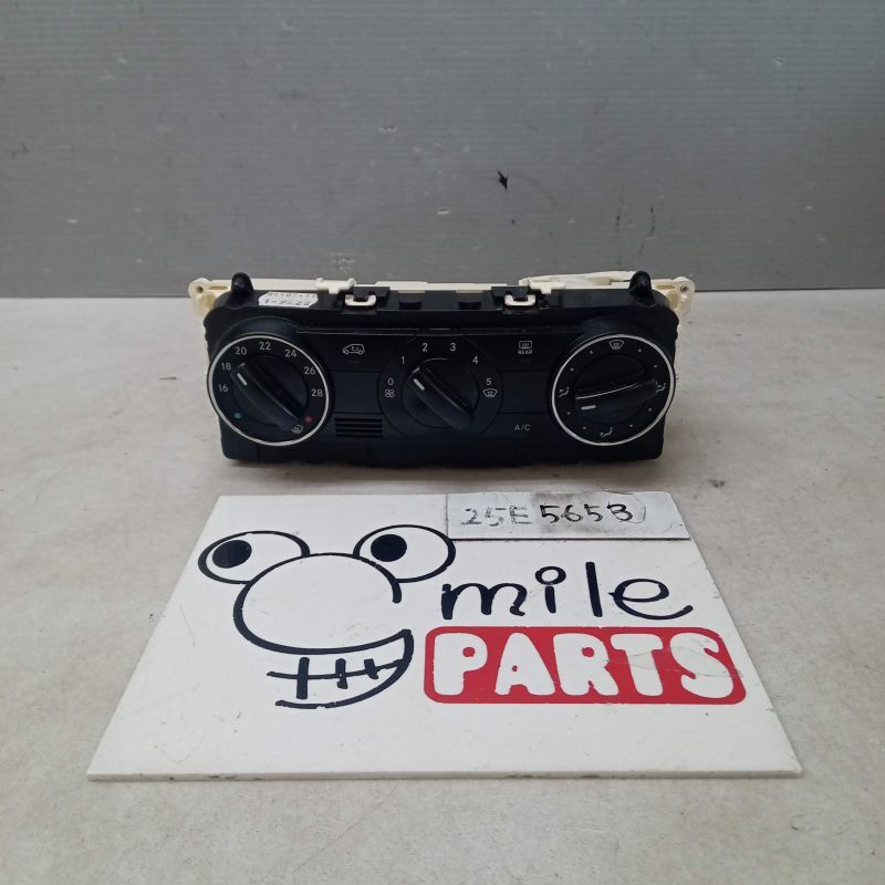 245232/W245 ベンツBクラス 純正 エアコンスイッチパネル 2Z5-1-4/25E5653*同梱不可拍卖