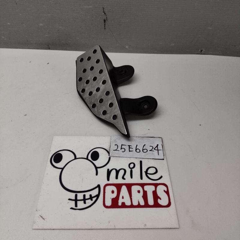 SE3P RX-8 純正 フットレスト 2Z7-12-8/25E6624*同梱不可拍卖