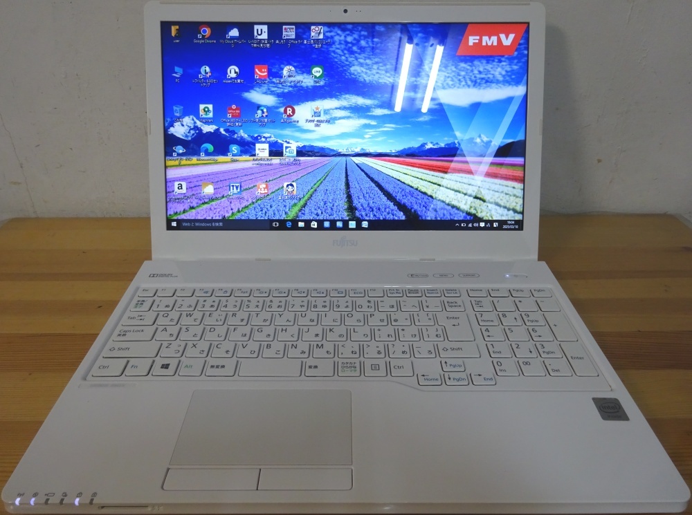 富士通 ノートパソコン LIFEBOOK AH42/U/Cele 3205U 1.5GHz/8GB/500GB/中古特価良品拍卖