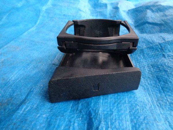 ・A 右 ムーヴ ムーブ L175S L185S 純正 カップホルダー ドリンクホルダー 運転席側 送料430円拍卖