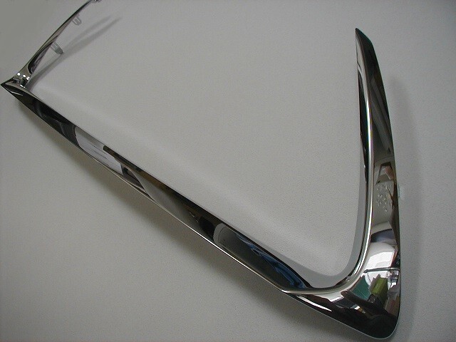 レクサス純正 メッキロアモール レクサスCT 10系中期拍卖