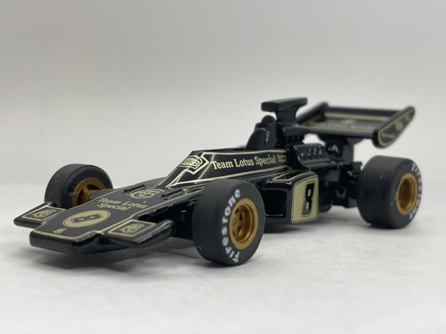 ■★サントリーボス ロータスコレクション フォーミュラカーダイキャストプルバック 1 1972 Team Lotas 72D拍卖