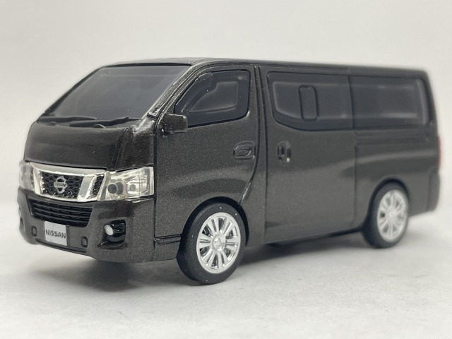 ■★NISSAN NV350 CARAVAN プルバックミニカー拍卖
