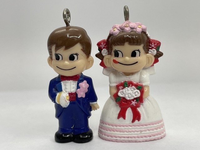 ■★不二家 ミニミニペコちゃん 第二弾 ハッピー記念日 ウェディングスペシャル(ペコちゃん、ポコちゃんセット)拍卖