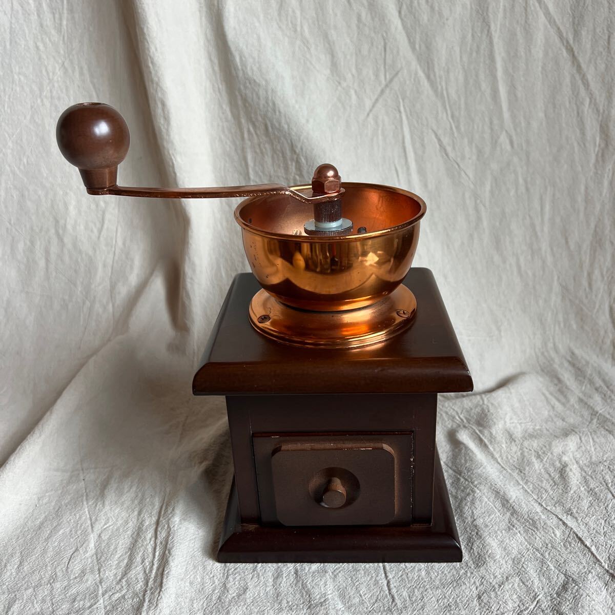 T6-13-9 HARIO ハリオ コーヒーミル 日本製 レトロ 手動式 手挽き拍卖