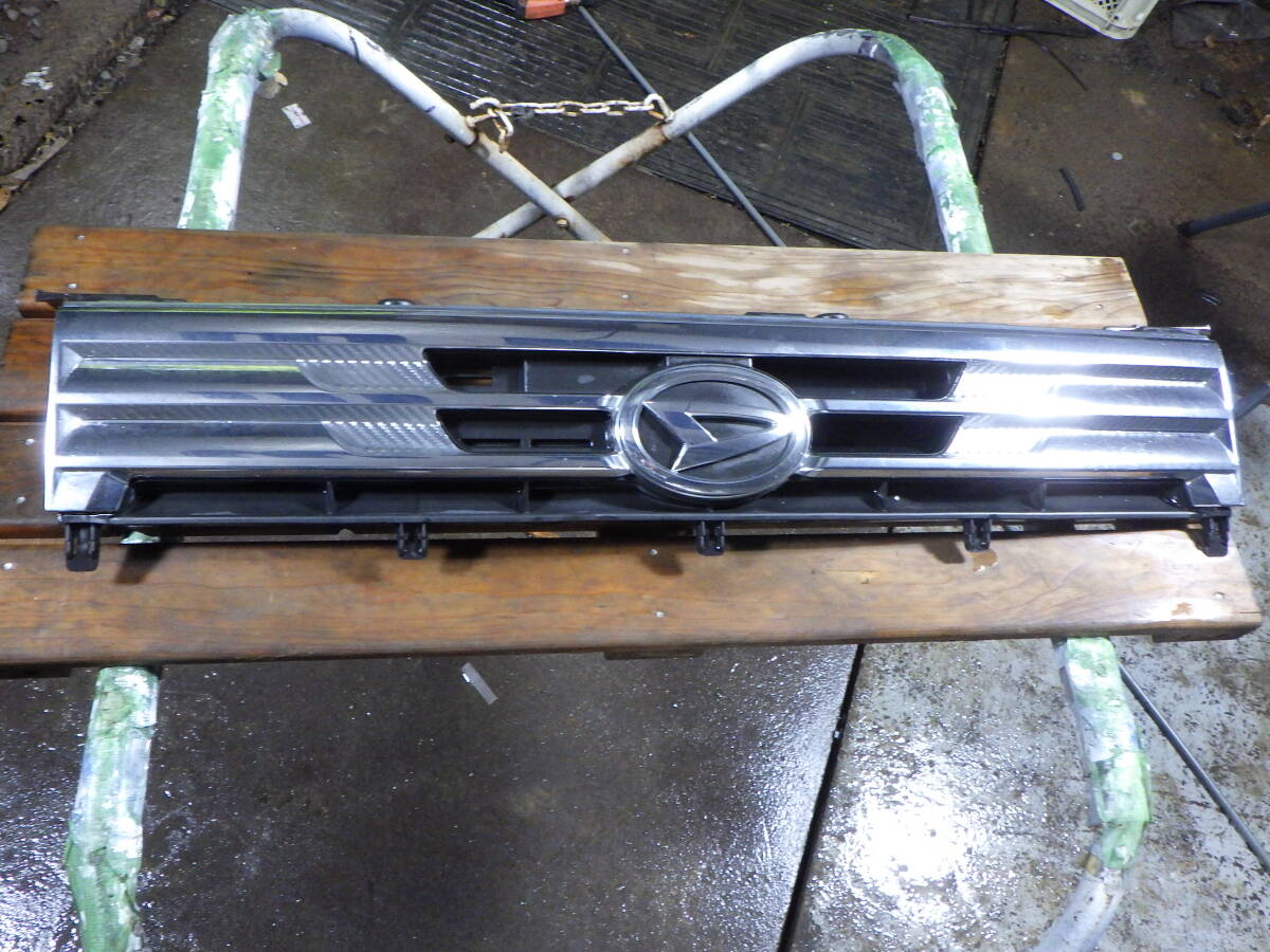 関00013 即決 L575S ムーヴコンテ フロントグリル 53155-B2010拍卖