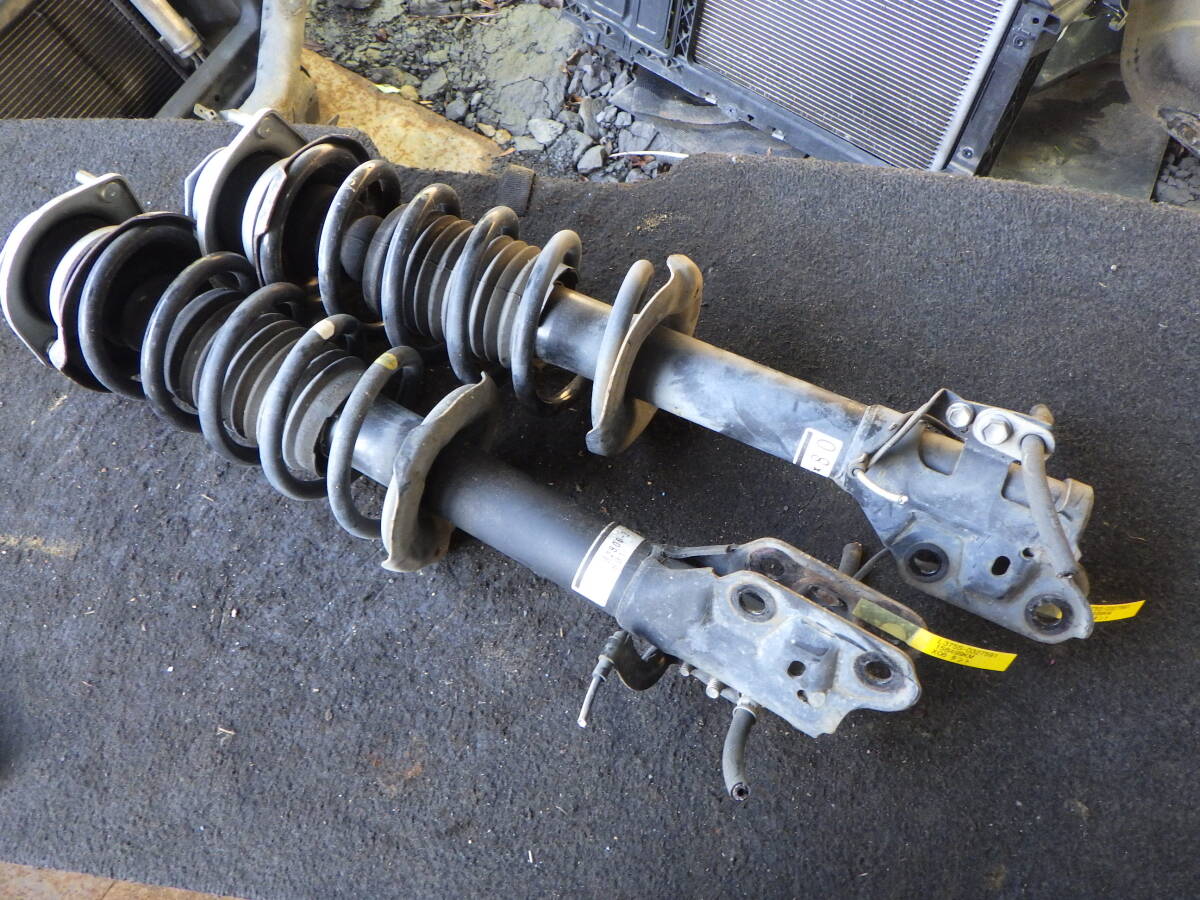 杉B1 即決! L375S タント ストラット ショック スプリング拍卖