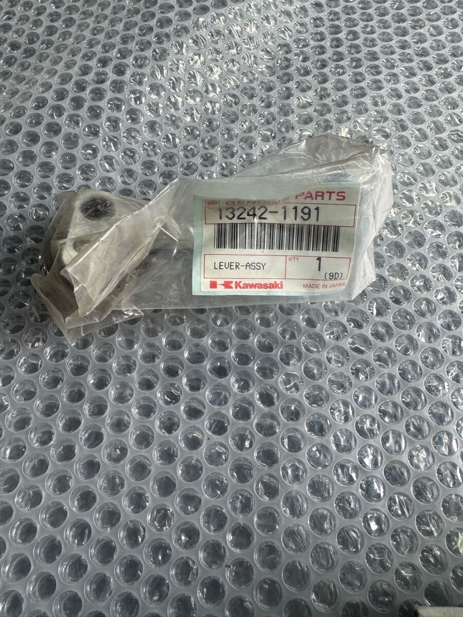 GPZ400R ZX10 NINJA600 シフトペダル チェンジペダル 13242-1191(25063)拍卖