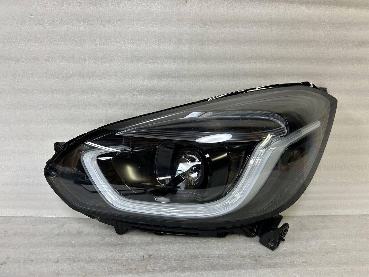 B10342 美品 フィット GR3 後期 左ヘッドライト LED STANLEY W4395 打刻 P 33150-TZA-J61拍卖