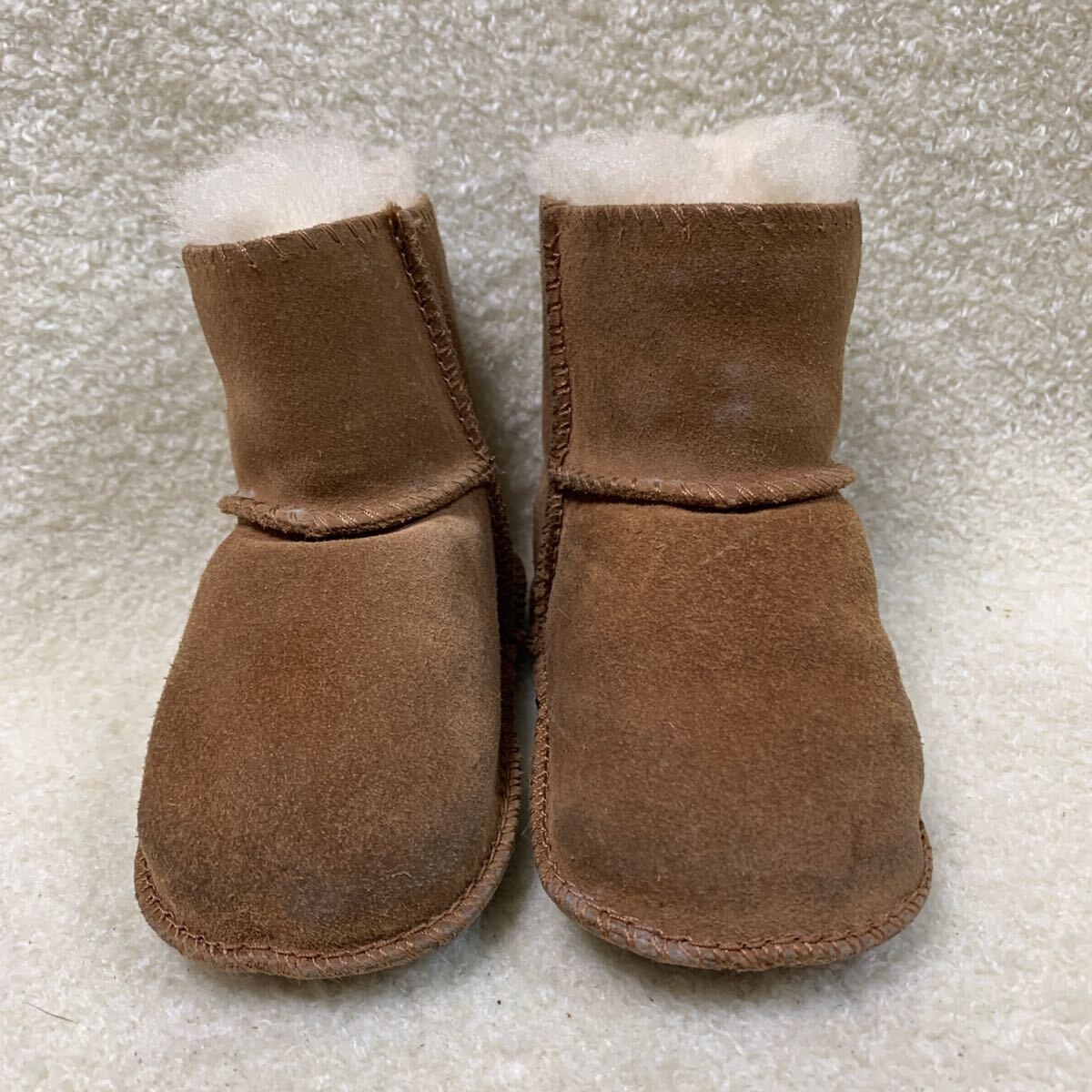アグ UGGaustralia ムートンベビーシューズ ショートブーツ ブラウン 12㎝ 拍卖