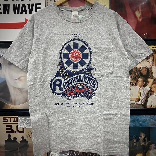 RED HOT CHILI PEPPERS / USED T-SHIRT (古着 VINTAGE ヴィンテージ バンドTシャツ)拍卖