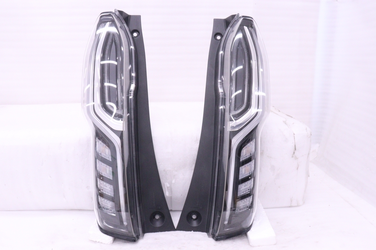55-2305★美品★LED JF3 N-BOXカスタム★左右テールライト ICHIKOH D186 打刻:C/M ASSY 純正★ホンダ (DM)拍卖