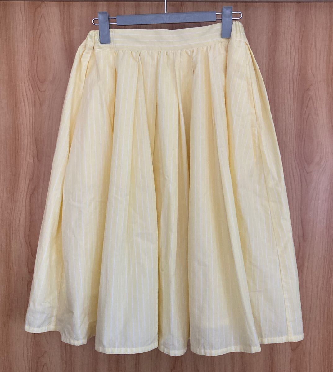 ◆超美品◆【Simplicite】シンプリシテ イエロー×ホワイト ビンストライプ 膝丈 ギャザースカート拍卖