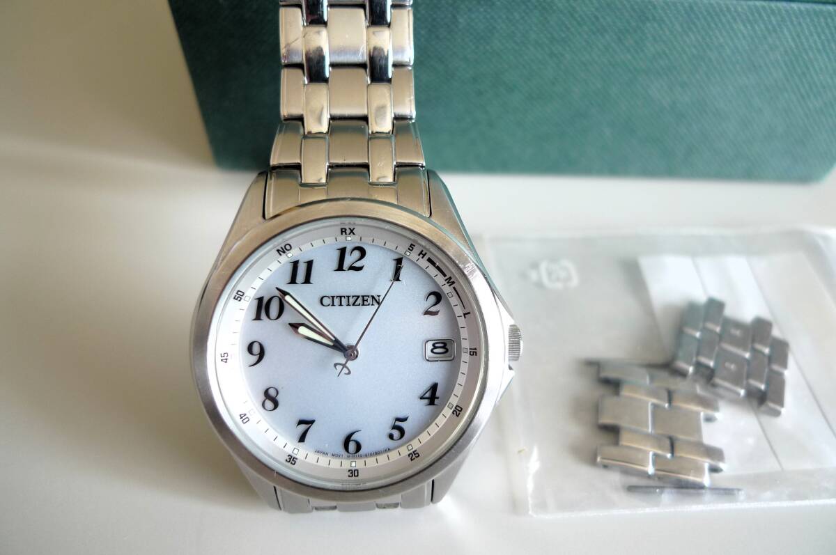 未使用 シチズン時計 CITIZEN WATCH フォルマ FORMA エコ・ドライブ 電波時計 メンズ FRD59-2553拍卖