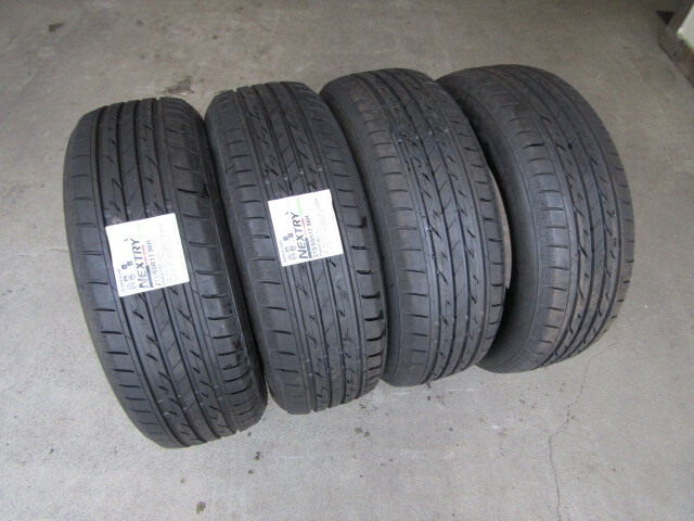 ☆ 古いですが新品です!215/60R17!展示品!夏タイヤ4本のみ!ブリヂストン!ネクストリー! ☆拍卖