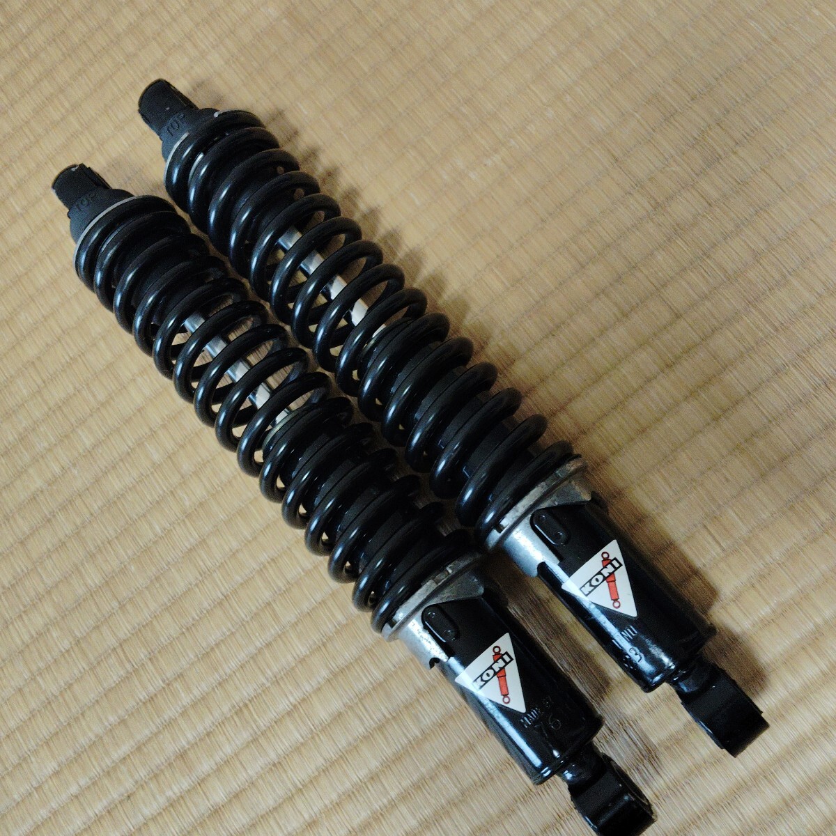 当時物 コニー リア サスペンション KONI Z2 750RS Z1 Z1R MK2 Z400FX Z750f KZ900 KZ1000 ゼファ- 7610-1523 350mm 黒 カワサキ OH済拍卖
