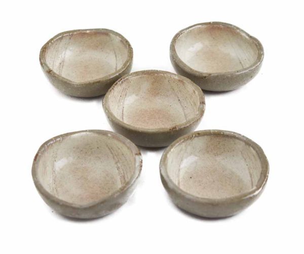 5個セット ひとつひとつ心を込めての手作り 棟山窯 粉引 筋入 千代久 豆皿 小皿 たたら手作り 取り皿や醤油皿、珍味 薬味用に拍卖