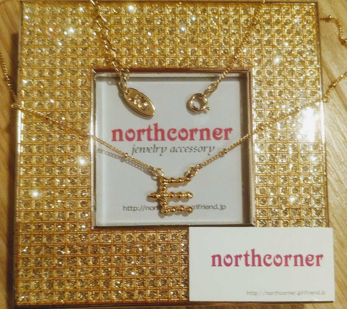即決☆定価4095円☆northcorner ゴールドカラー シルエット イニシャル ネックレス ♪ E拍卖