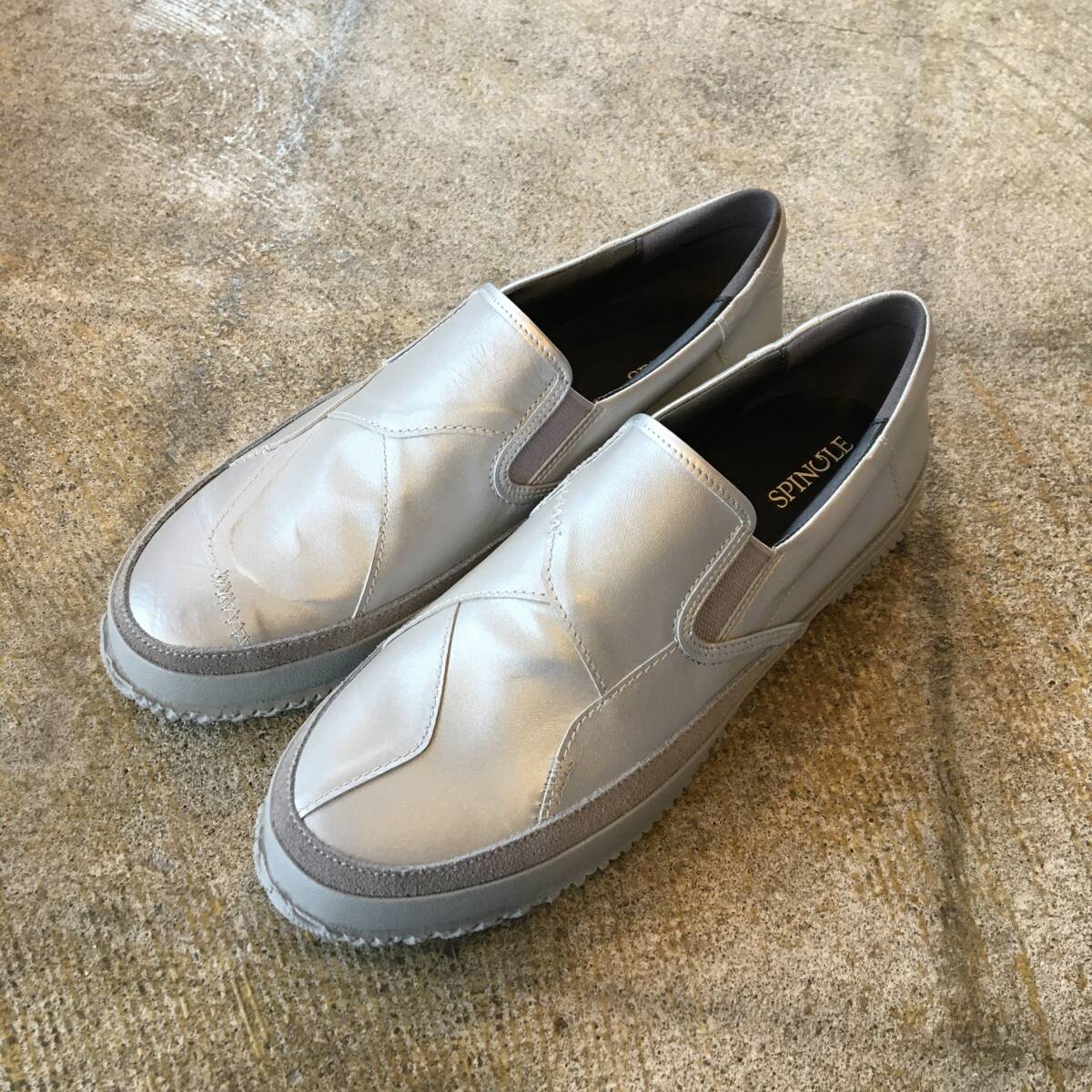 M サイズ (25.5cm) | スピングル SPINGLE SP-1044 silver シルバー 刺し子 ステッチワーク 靴 スリッポン Japan 日本製 (新品)(正規品)拍卖