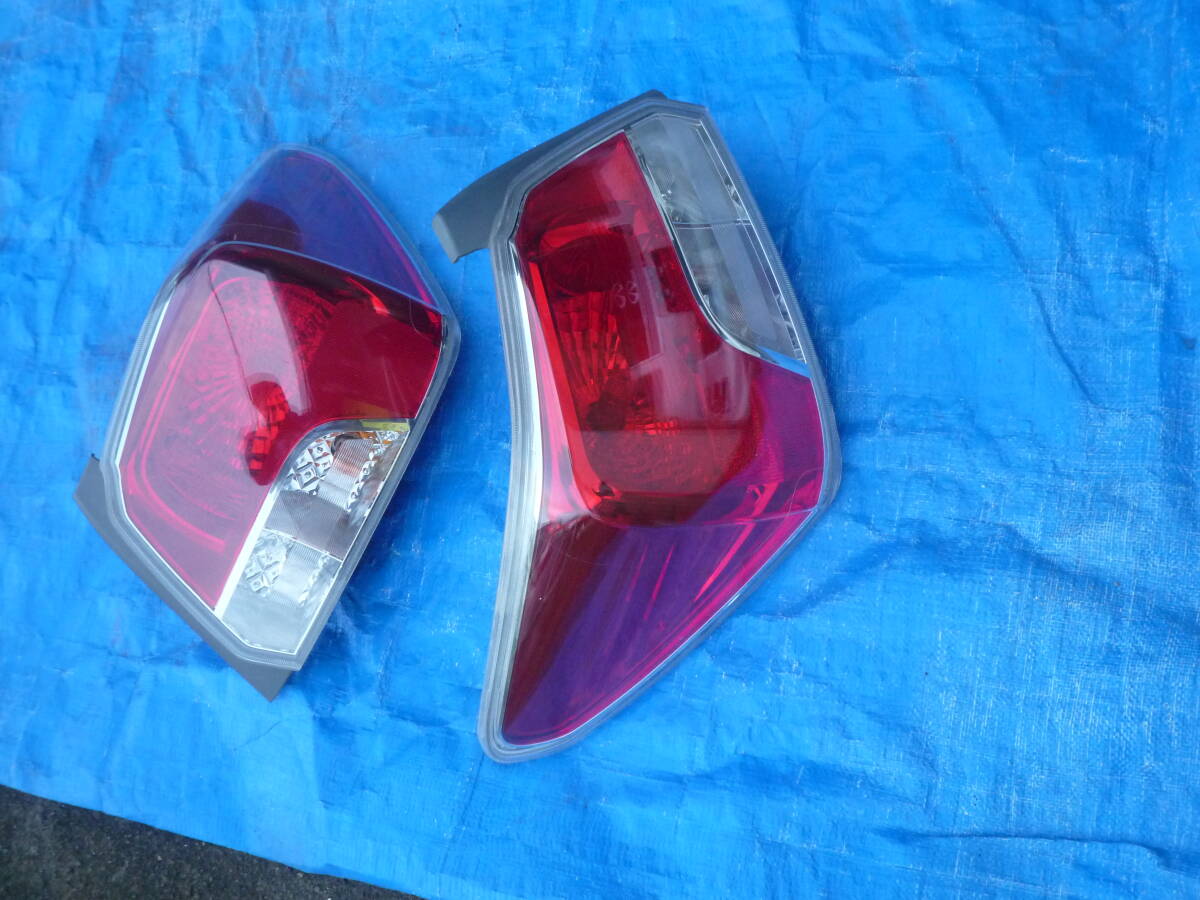 スバル インプレッサ GJ2 GJ3 GJ6 GJ7 GP2 GP3 GP6 GP7 インプレッサ G4 スポーツ 純正テールライト拍卖