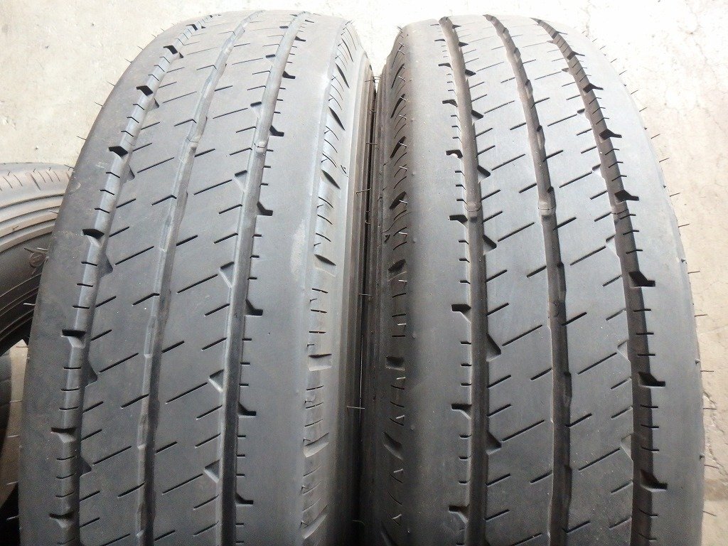 Y250 送料無料【195/85R15 113/111】ダンロップ SPLT38A 夏タイヤ 2本 2023年製 約7.5分山拍卖