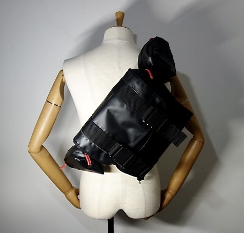 TK シンイチロウ アラカワ SHINICHIRO ARAKAWA ウエストバッグ 1DAY ツーリングバッグ ボディバッグ バイク拍卖