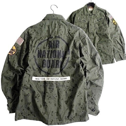 AVIREX アヴィレックス 定価1.9万 ウォッシュ加工 カモ総柄 ファティーグジャケット ミリタリージャケット 3252046 384 M ▲039▼bus044us拍卖