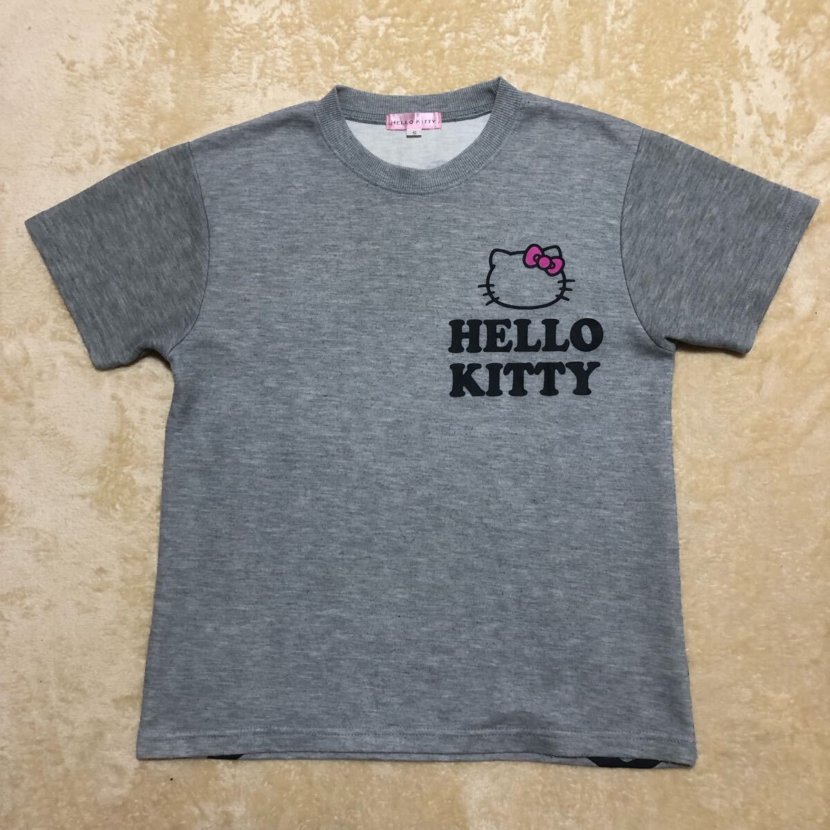 【HELLO KITTY】半袖Tシャツ《S》拍卖