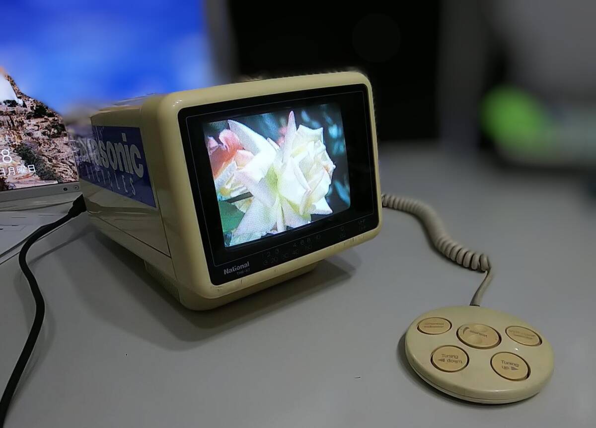 【 昭和レトロ・超希少・ビンテージ 動作品】アナログ ポータブル TV National TH6-X7 84年(S59年)製 取説 外部アンテナ接続アダプター付拍卖