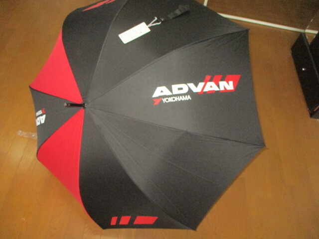 ヨコハマタイヤ・アドバン・スーパーGT デカロゴ サーキット・レースクィーンパラソルアンブレラ・傘 未使用デッドストック ジャケット拍卖