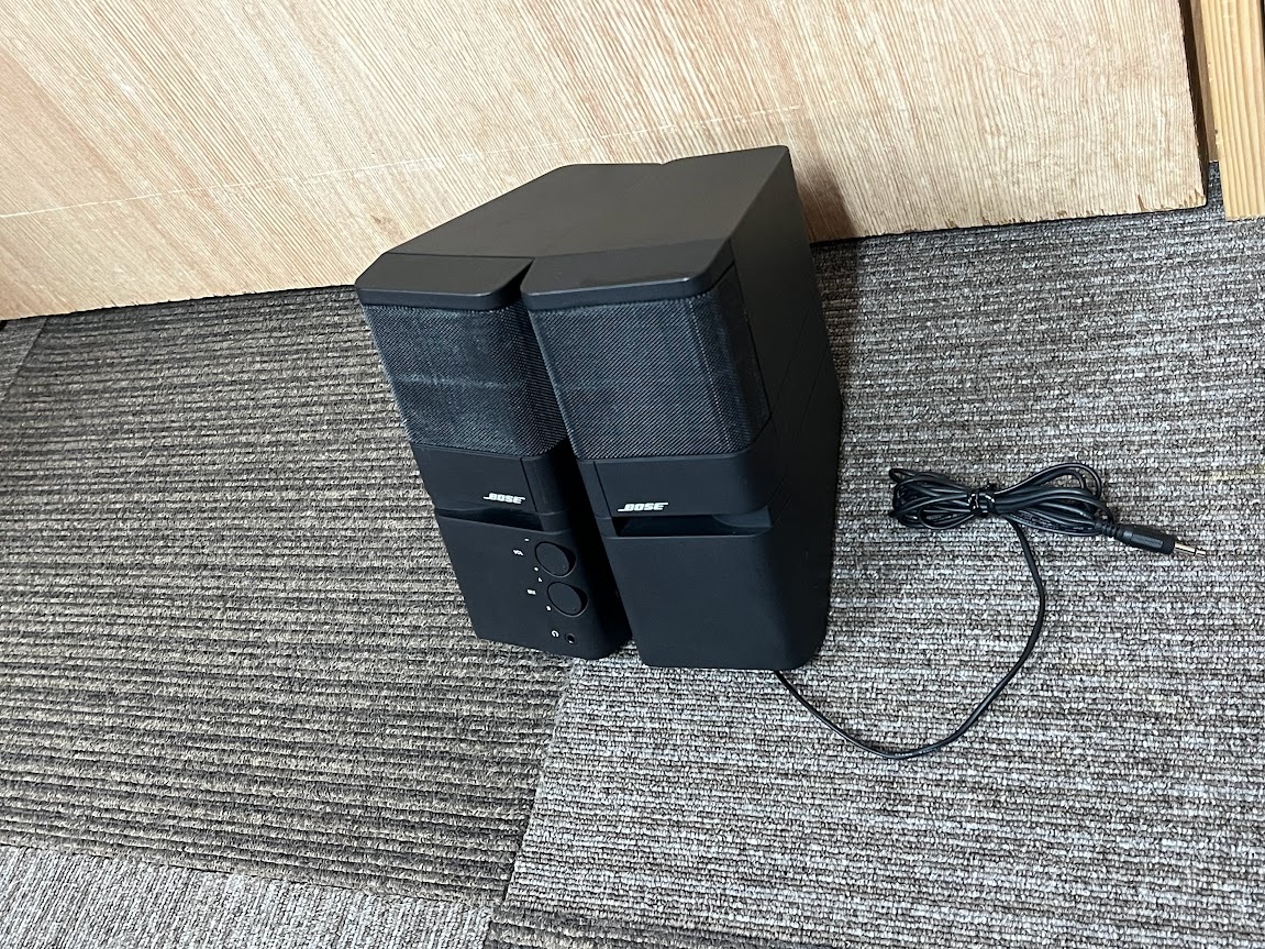 ●BOSE MediaMate Computer speaker コンピュータースピーカー パソコンスピーカー ACアダプタ無し拍卖