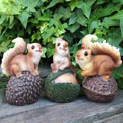りすの置物 リス木の実3匹セット 31968HH リスブレイキング 動物 オーナメント オブジェ ガーデン ガーデニング 庭 置物拍卖