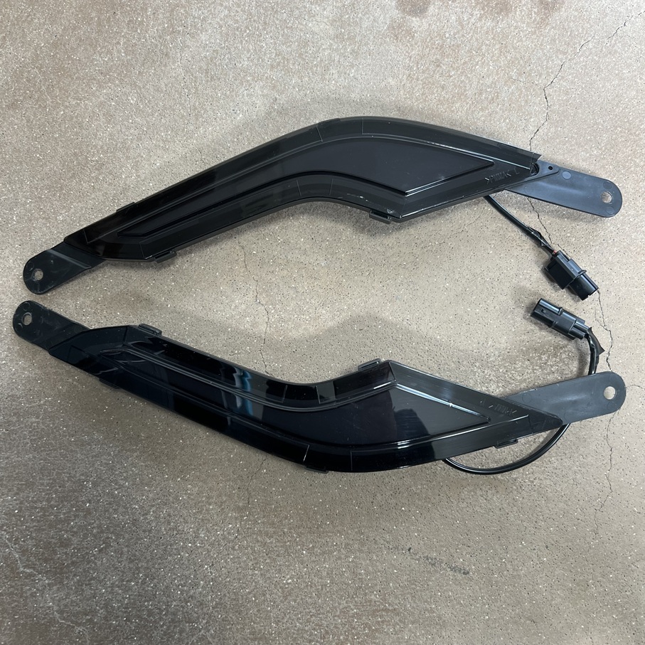 A005 ハリアー 80系 モデリスタ フロントスポイラー LEDユニット B拍卖