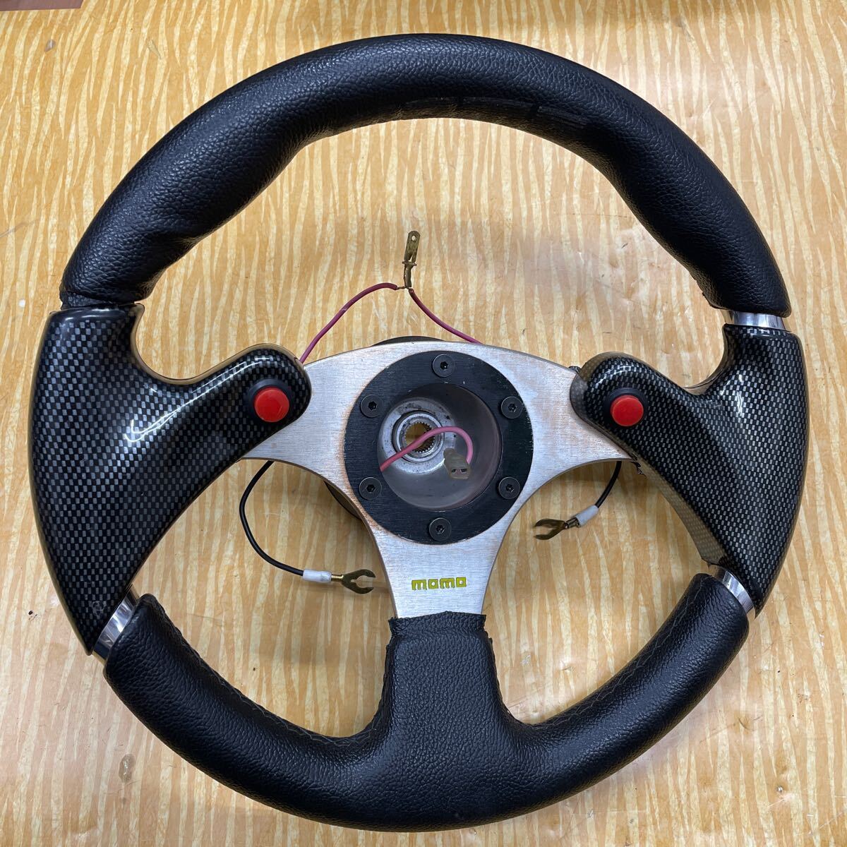 MOMO ステアリング ボス付き ジムニー SJ30拍卖