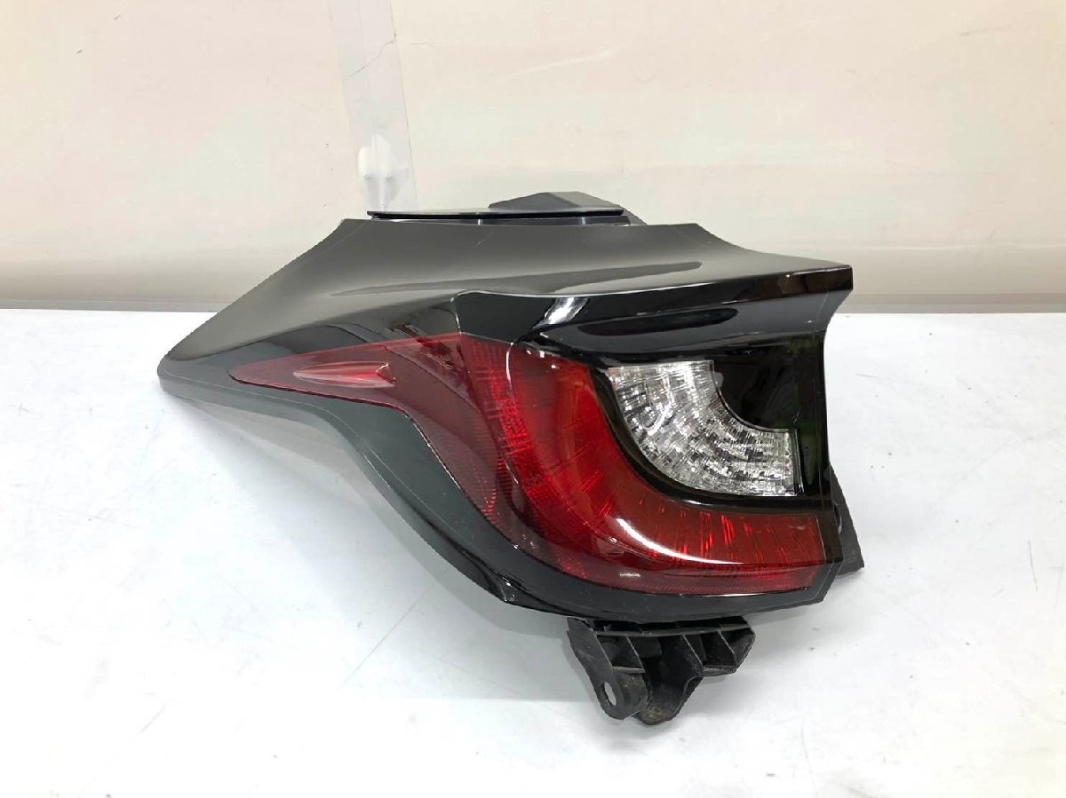 ♪良品♪ヤリス MXPA10/KSP210 純正 テールランプ 左 KOITO K0-9(Z23-65m)拍卖