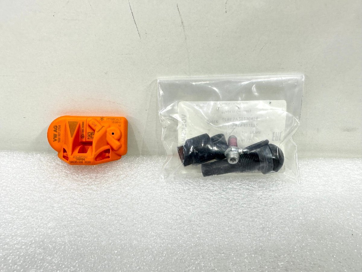 【未使用】アウディ Q7 4M 純正空気圧センサー 1個 5Q0907275G (G70-24)拍卖