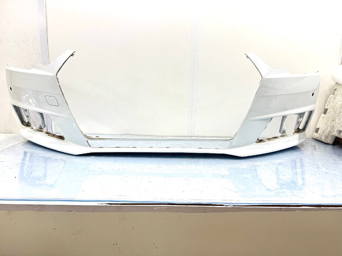 アウディ A4 8W 純正フロントバンパー パール 8W0807437 (C1-80)拍卖
