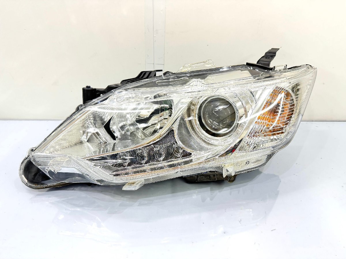 【美品・破損無】カムリ AVV50 後期 純正HIDヘッドライト 左 KOITO 33-185/刻印V (Z25-40)拍卖